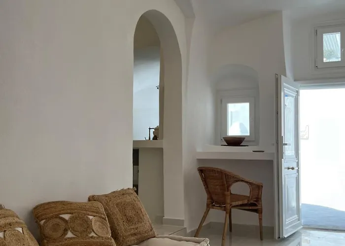 Cave Noelia Apartment Fira (Santorini)