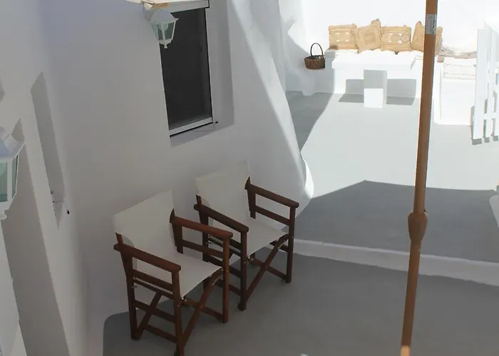 Cave Noelia * Fira (Santorini)