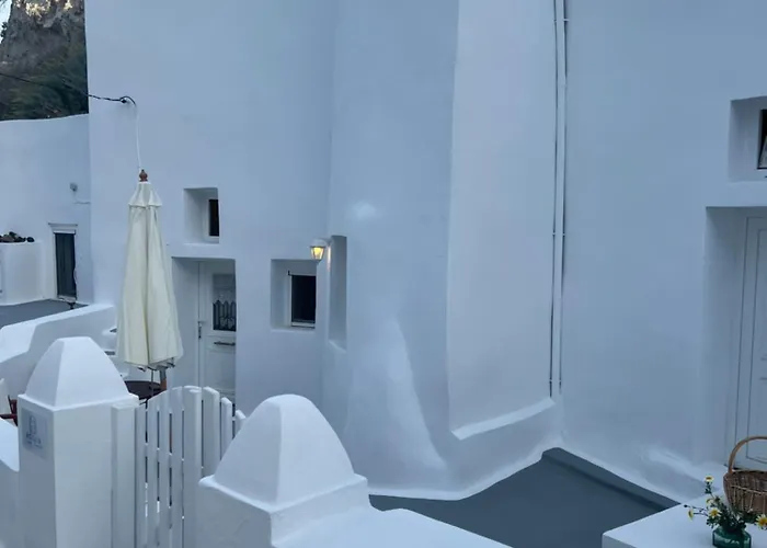 Cave Noelia Apartment Fira (Santorini)